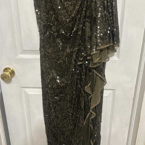 MAC DUGGAL Olive Dress 93662 NWT - Picture 4 of 10